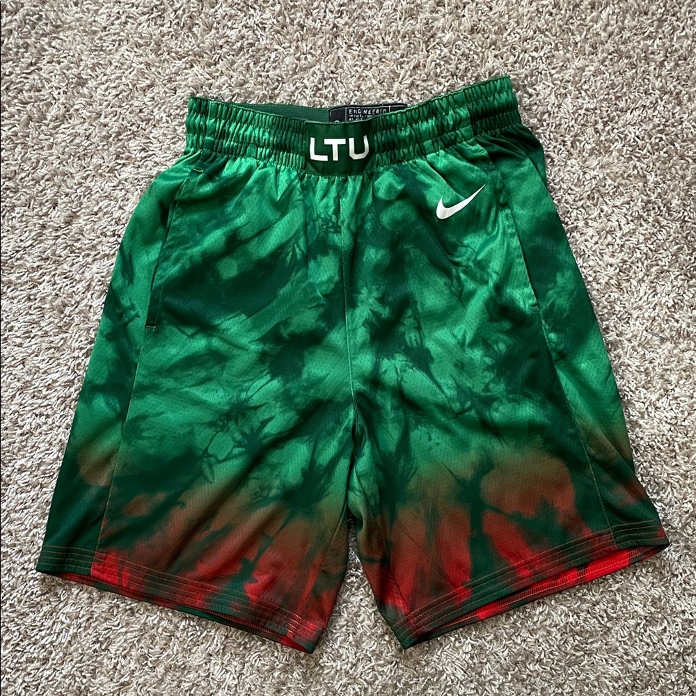 Nike Lithuania National Team Basketball Shorts Green Red size Small (fit bigger)